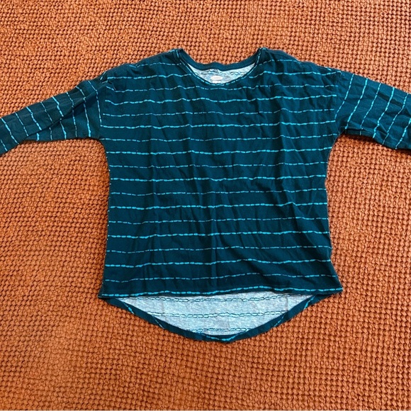 Old Navy Kids Long Sleeve Tees BUNDLE large  - White, Black, Red, Teal - Picture 2 of 8